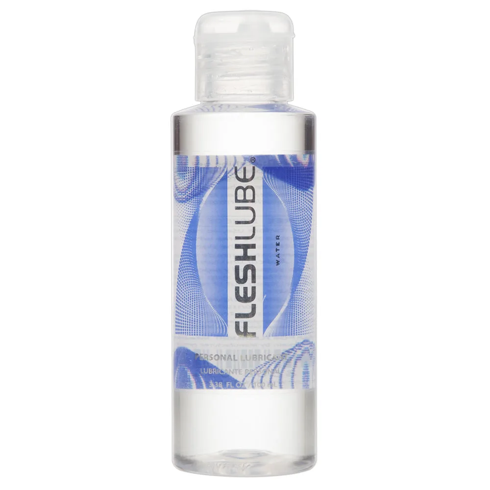 Fleshlube Water i 100 ml-flaske, gennemsigtig flaske med blå etiket, mærket 3.38 FL OZ / 100 mL, på hvid baggrund